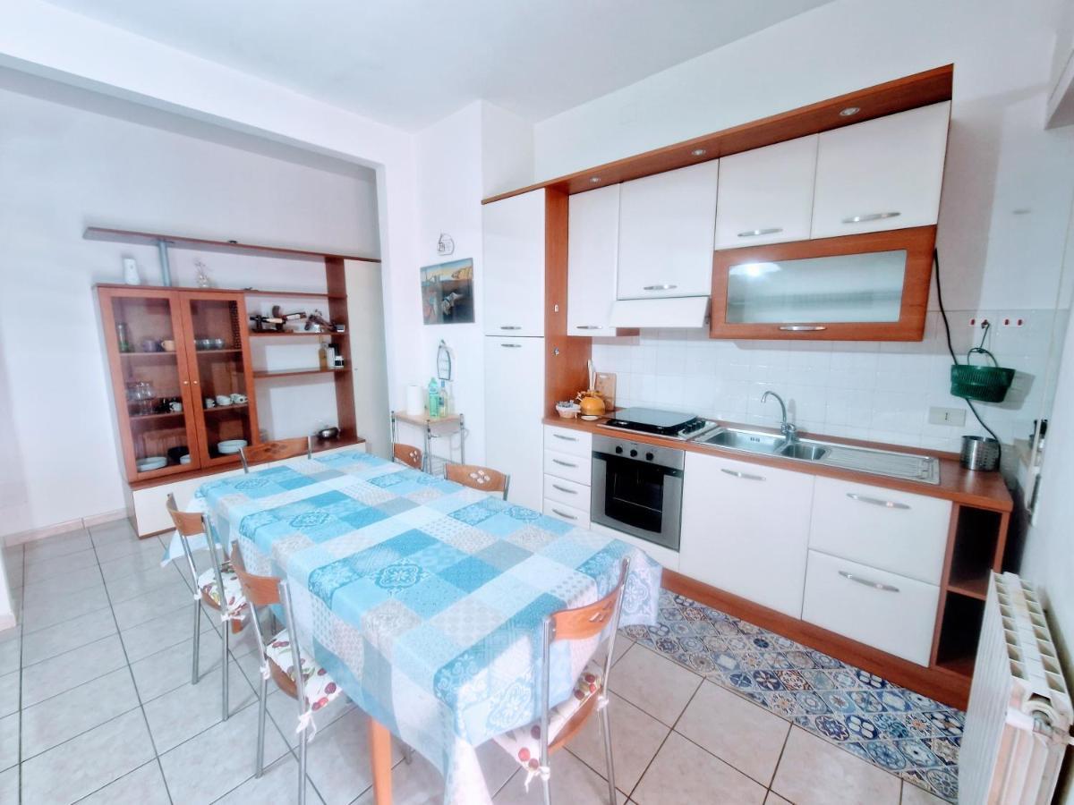 Appartamento Puzzle Al Mare Follonica Esterno foto